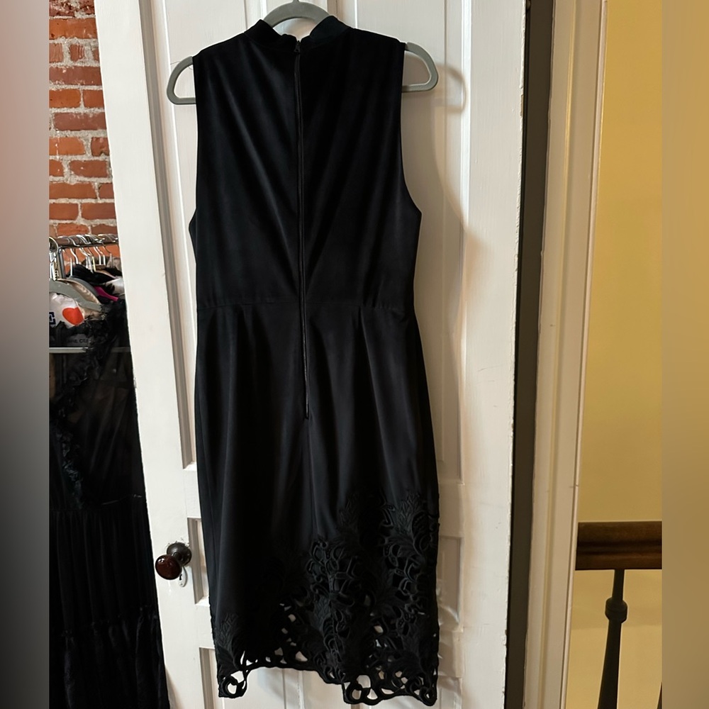 Alice + Olivia Black Midi Dress with Cutout Lace Hem - Picture 6 of 8